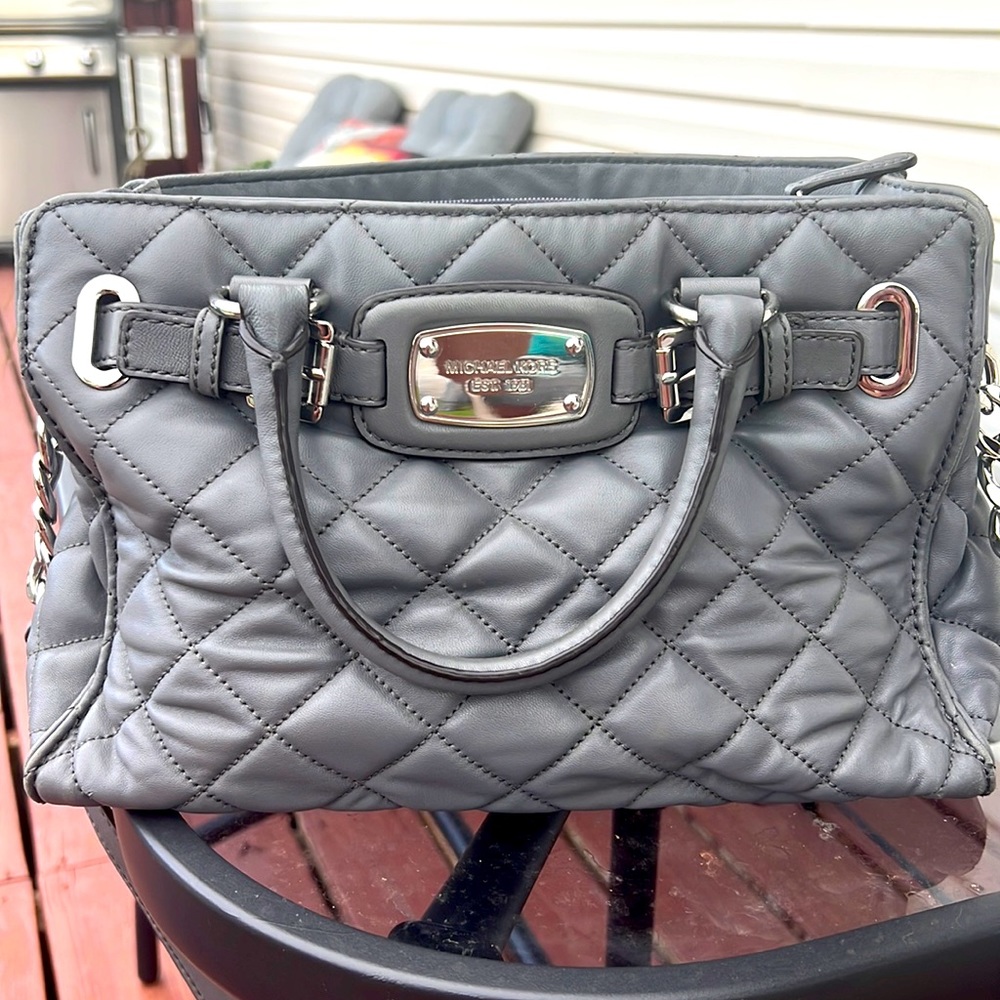 Grey Michael Kors shoulder bag